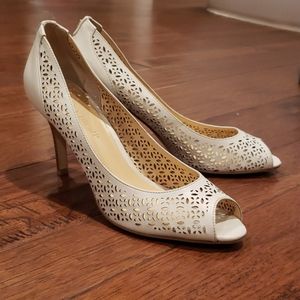 Ivanka Trump pumps